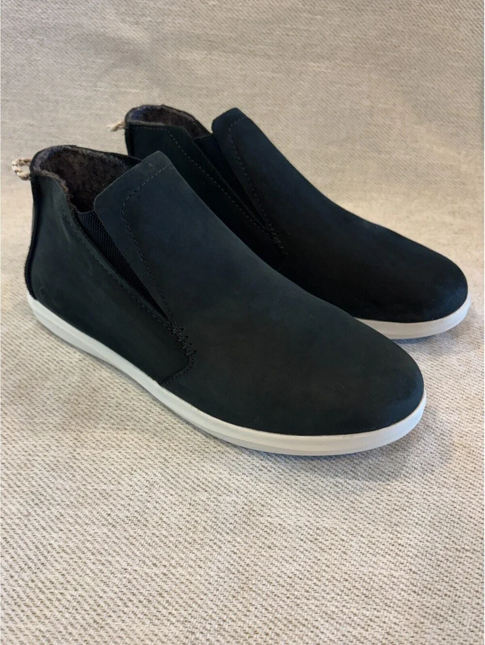 OluKai Hawai'iloa Manu Hope Waterproof Leather Sneaker Boots Black Womens US 9
